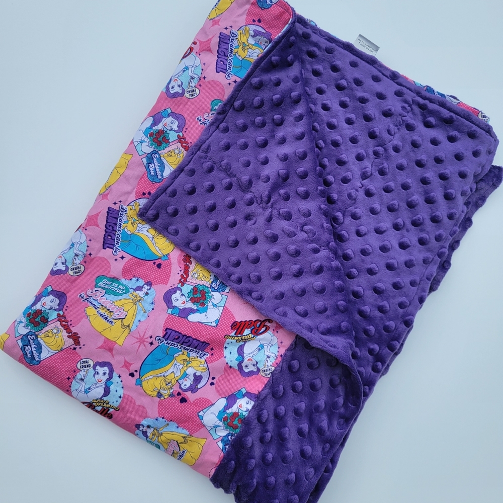 Lovely Disney Belle Comic Blanket 35x51